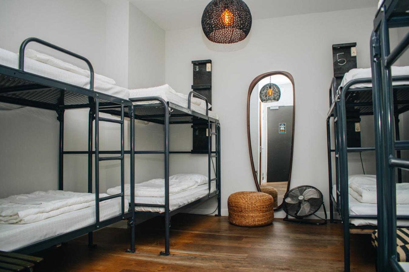 Bed in Gemengde Slaapzaal met 8 Bedden